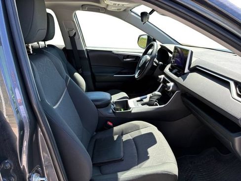 Used 2023 Toyota RAV4 XLE w/ Convenience Package AWD/4WD image 12