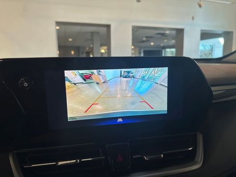 Used 2025 Chevrolet TrailBlazer LT image 17