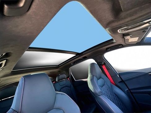 Used 2025 Audi SQ7 Prestige image 16