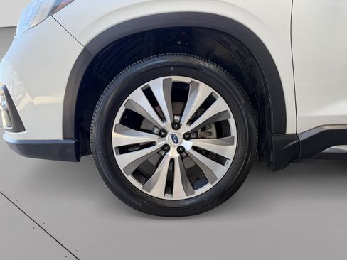 Used 2021 Subaru Ascent Limited w/ Technology Package AWD/4WD image 9