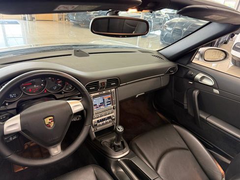 Used 2005 Porsche 911 Carrera RWD image 13