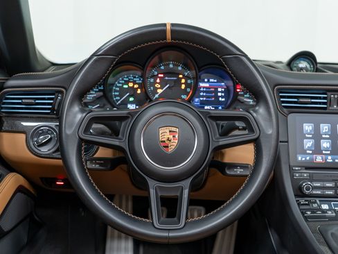 Certified 2019 Porsche 911 Speedster RWD image 28