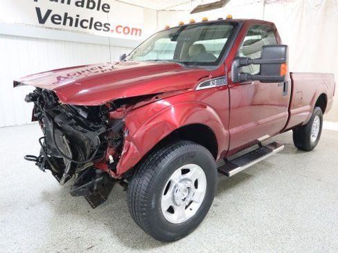 Used 2016 Ford F250 XLT w/ XLT Value Package AWD/4WD image 2