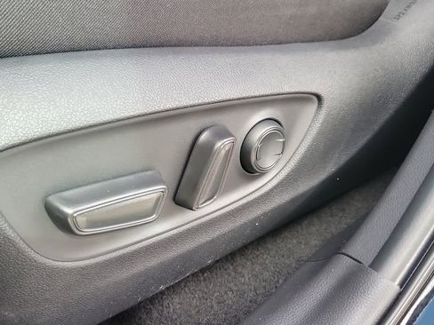 Certified 2025 Toyota RAV4 XLE w/ Convenience Package image 19