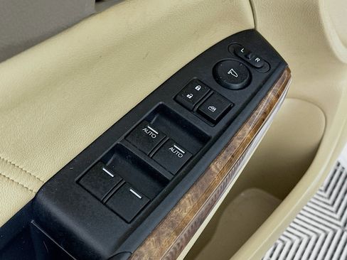 Used 2010 Honda Accord EX-L image 16