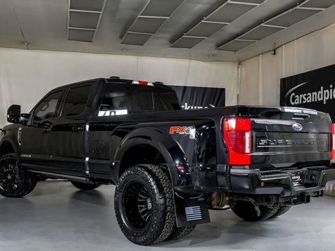 Used 2022 Ford F350 Lariat w/ Lariat Ultimate Package image 11