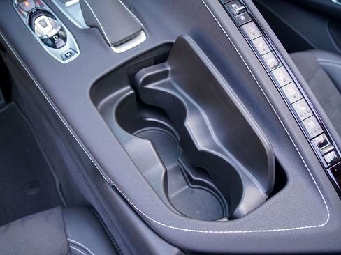 Used 2021 Chevrolet Corvette Stingray Preferred Cpe w/ Z51 Performance Package RWD image 29
