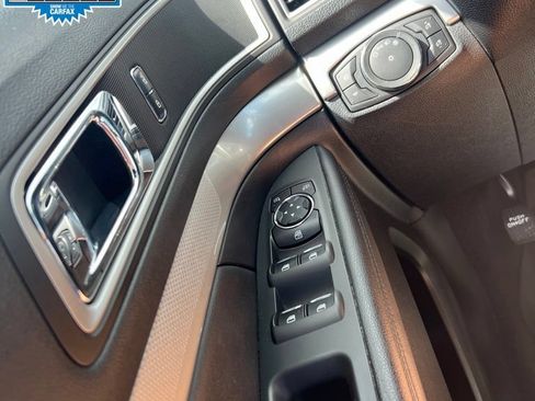 Used 2017 Ford Explorer XLT AWD/4WD image 26