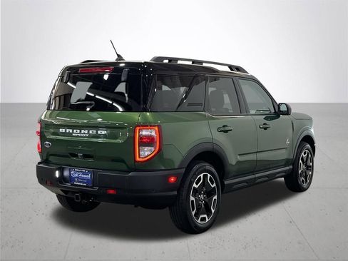 Used 2023 Ford Bronco Sport Outer Banks w/ Tech Package image 10