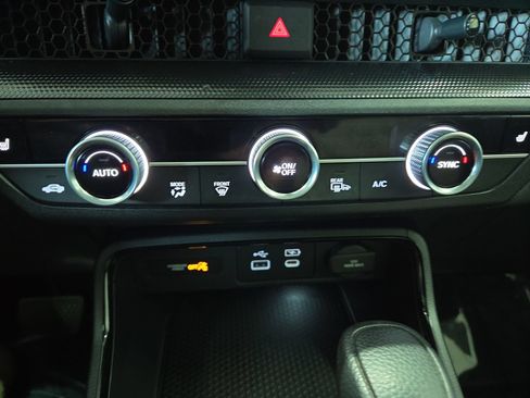 Used 2024 Honda CR-V EX image 21