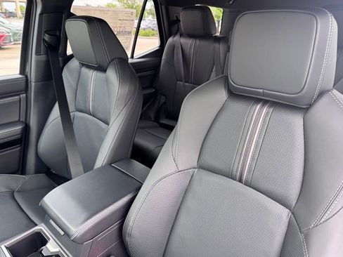 New 2026 Toyota 4Runner Limited AWD/4WD image 11