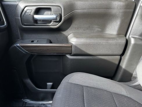 Certified 2022 Chevrolet Silverado 1500 RST image 21