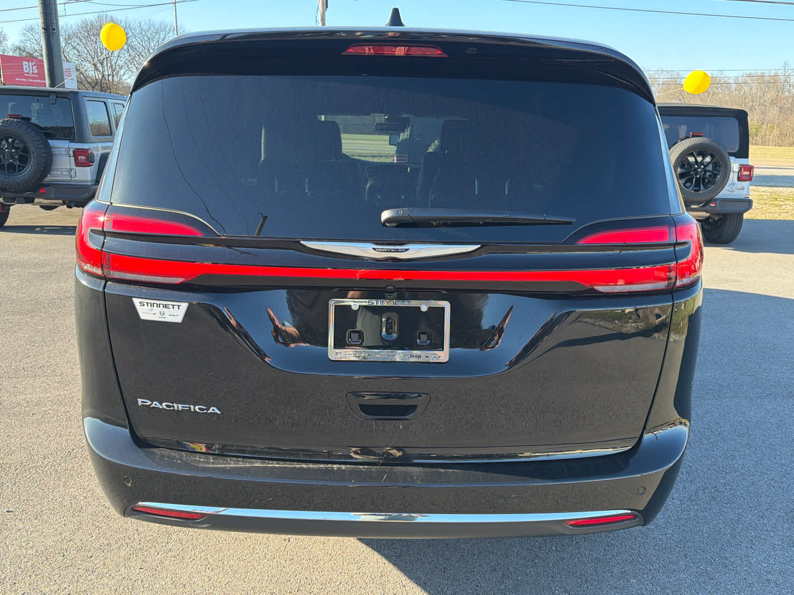 New 2026 Chrysler Pacifica Select FWD image 6