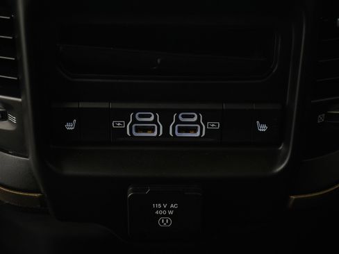 Used 2022 RAM 1500 Limited w/ Body-Colour Bumper Group AWD/4WD image 18