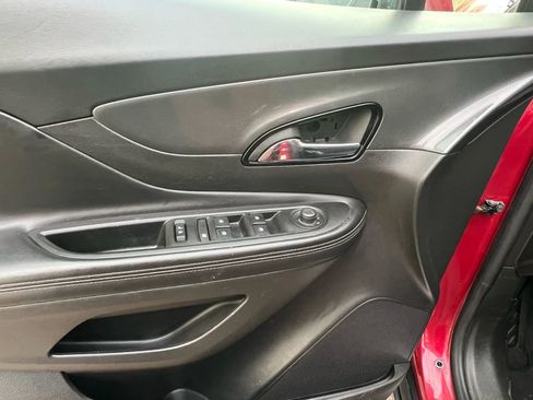 Used 2019 Buick Encore Sport Touring image 23