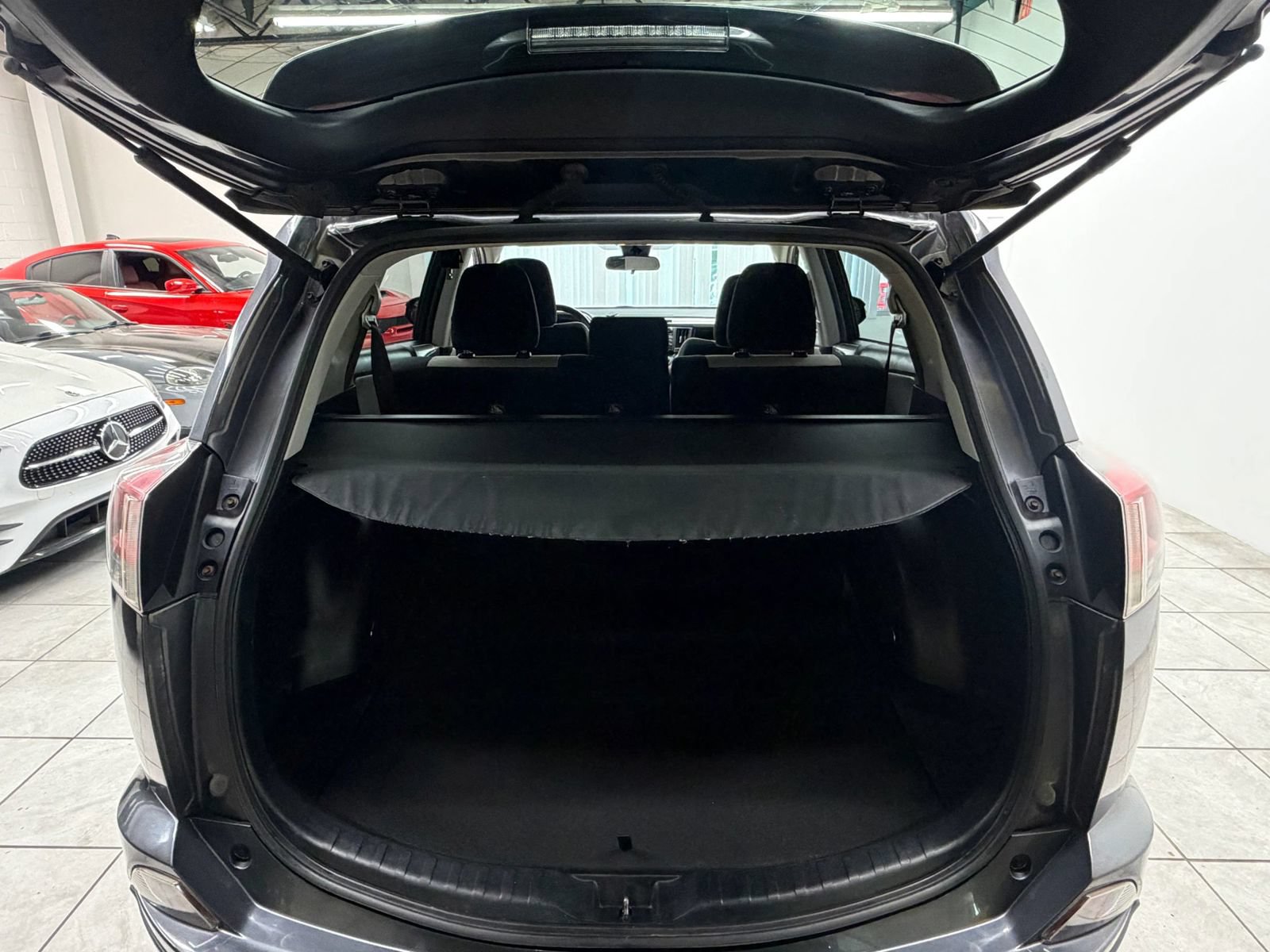 Used 2017 Toyota RAV4 XLE w/ Protection Package AWD/4WD image 34