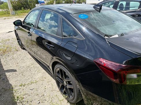 Used 2025 Honda Civic Sport image 7