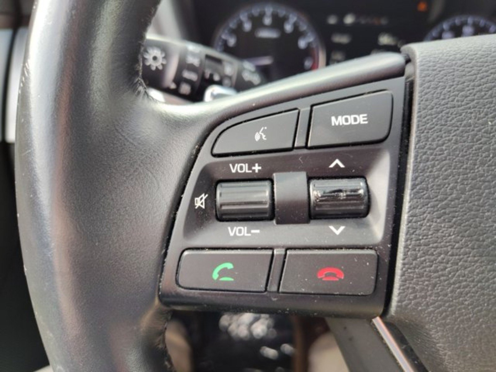 Used 2015 Hyundai Genesis 5.0 RWD image 28