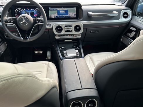 Certified 2025 Mercedes-Benz G 550 image 24