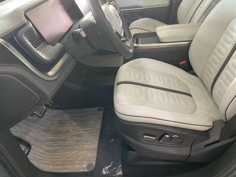 Used 2023 Rivian R1T Adventure image 16