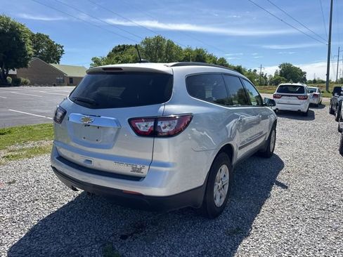 Used 2016 Chevrolet Traverse LS FWD image 6