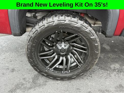 Used 2025 GMC Sierra 2500 AT4 w/ AT4 Premium Plus Package AWD/4WD image 35