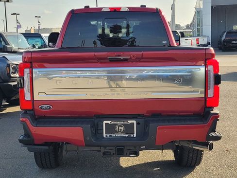 Used 2024 Ford F250 Platinum image 5