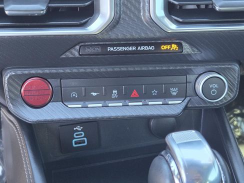 Used 2025 Ford Mustang GT Premium image 13