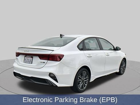 Used 2023 Kia Forte GT-Line w/ GT-Line Technology Package FWD image 3