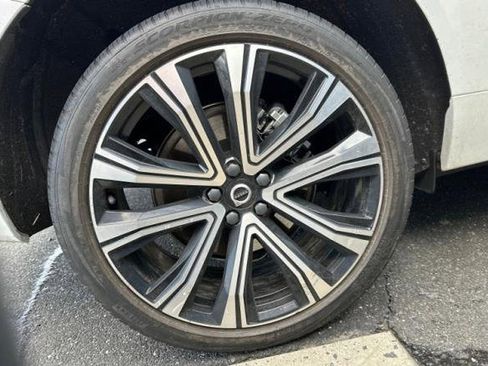 Certified 2023 Volvo XC60 B6 Ultimate image 20