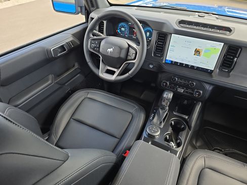 New 2026 Ford Bronco Badlands AWD/4WD image 32