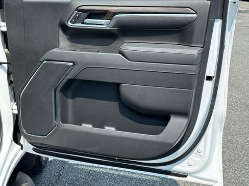 Used 2026 Chevrolet Silverado 1500 RST w/ RST Select Package RWD image 14