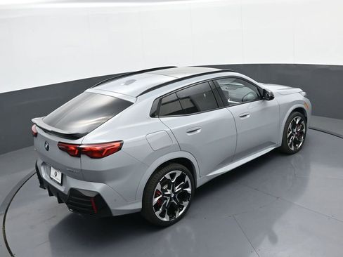 Used 2026 BMW X2 xDrive28i w/ Technology Package AWD/4WD image 35