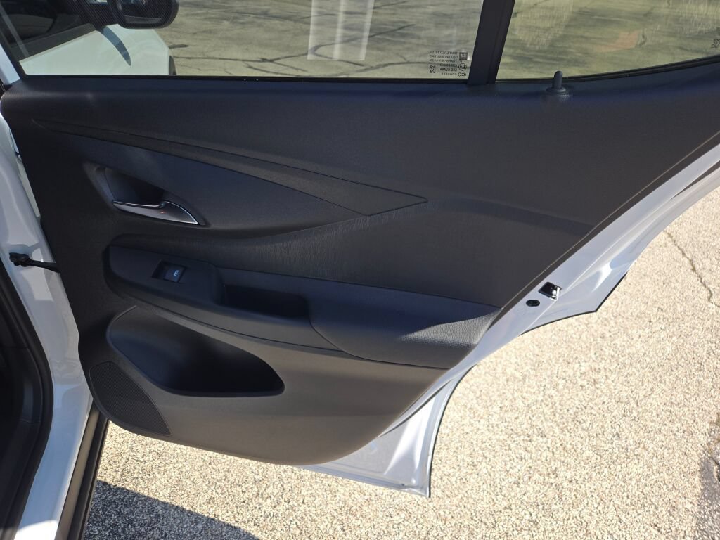 New 2026 Buick Envista Preferred w/ Convenience I Package FWD image 9