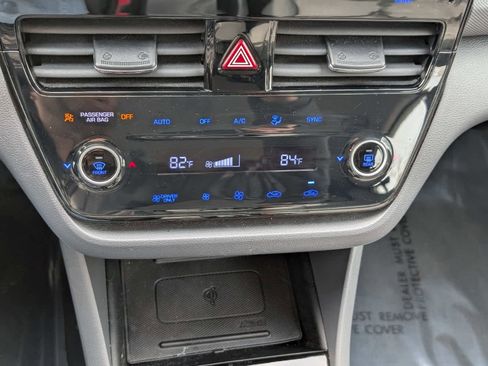 Used 2021 Hyundai Ioniq SEL image 24