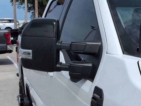 Certified 2025 Ford F250 Lariat w/ Lariat Ultimate Package AWD/4WD image 12
