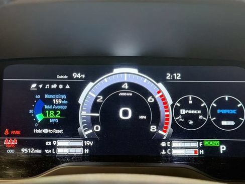Used 2025 Toyota Tundra Platinum AWD/4WD image 11