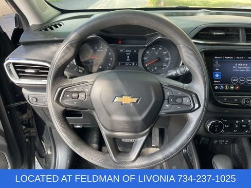 Certified 2021 Chevrolet TrailBlazer LT w/ Convenience Package FWD image 11