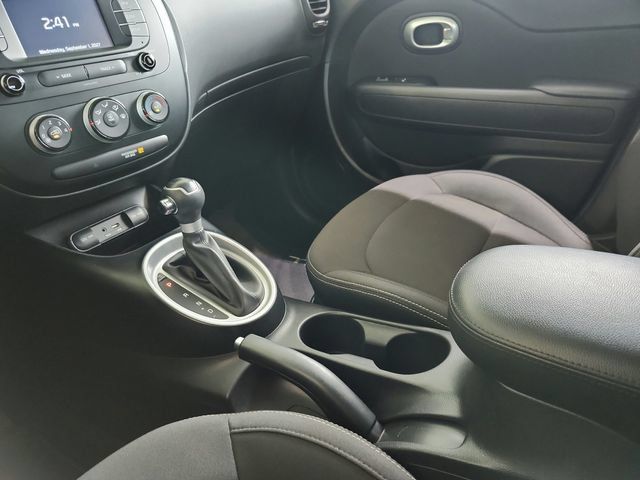 Used 2019 Kia Soul FWD image 10