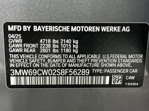 Used 2025 BMW 330i Sedan w/ Premium Package image 26