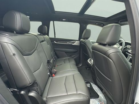 New 2025 Cadillac XT6 Sport w/ Technology Package image 26