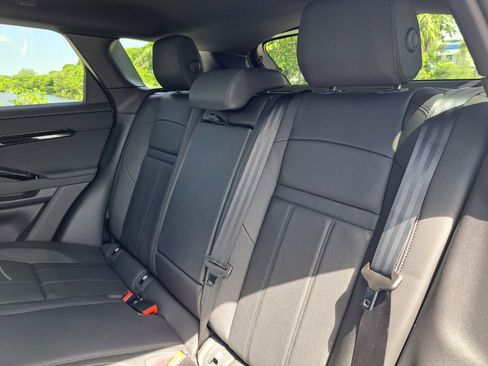 Certified 2024 Land Rover Range Rover Evoque Dynamic SE image 20