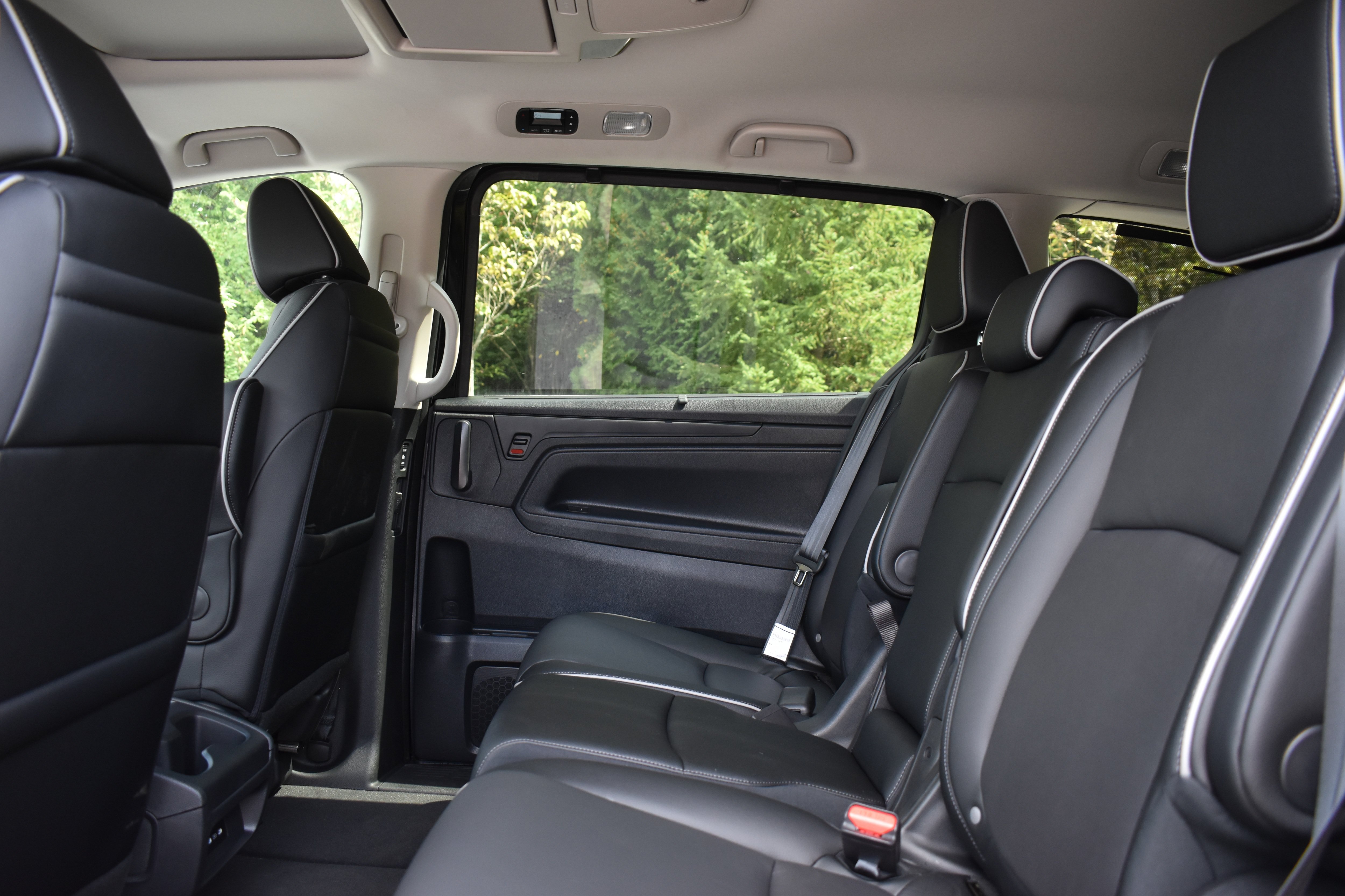 New 2027 Honda Odyssey Touring image 14