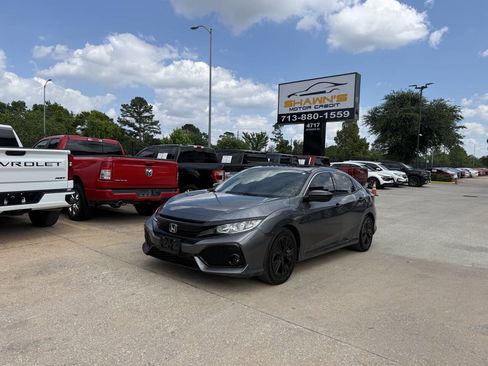 Used 2018 Honda Civic EX image 42