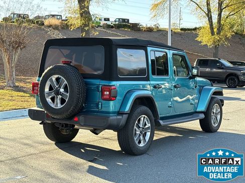 Used 2019 Jeep Wrangler Unlimited Sahara image 5
