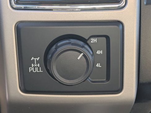 Certified 2021 Ford F250 Lariat w/ Lariat Value Package image 24