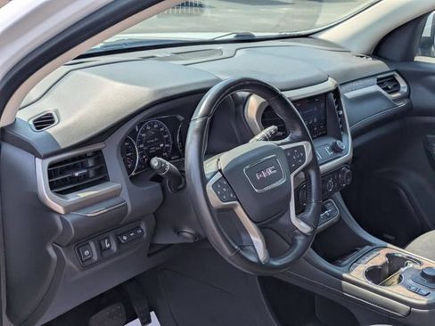 Certified 2022 GMC Acadia Denali w/ Denali Ultimate Package AWD/4WD image 14