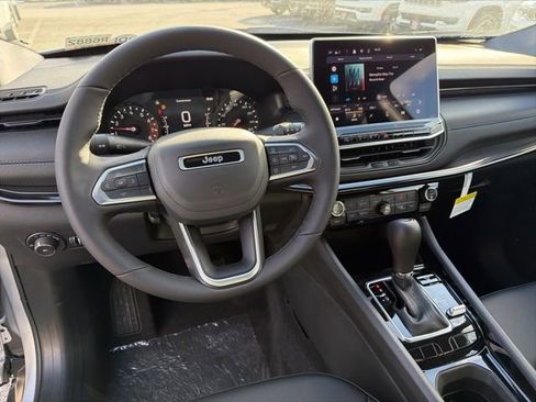 New 2026 Jeep Compass Limited image 11