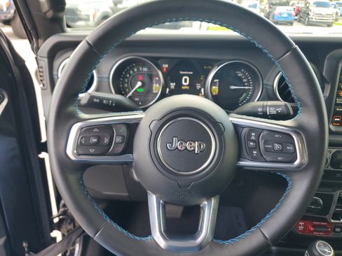 Used 2022 Jeep Wrangler Unlimited Rubicon 4xe w/ Steel Bumper Group image 20