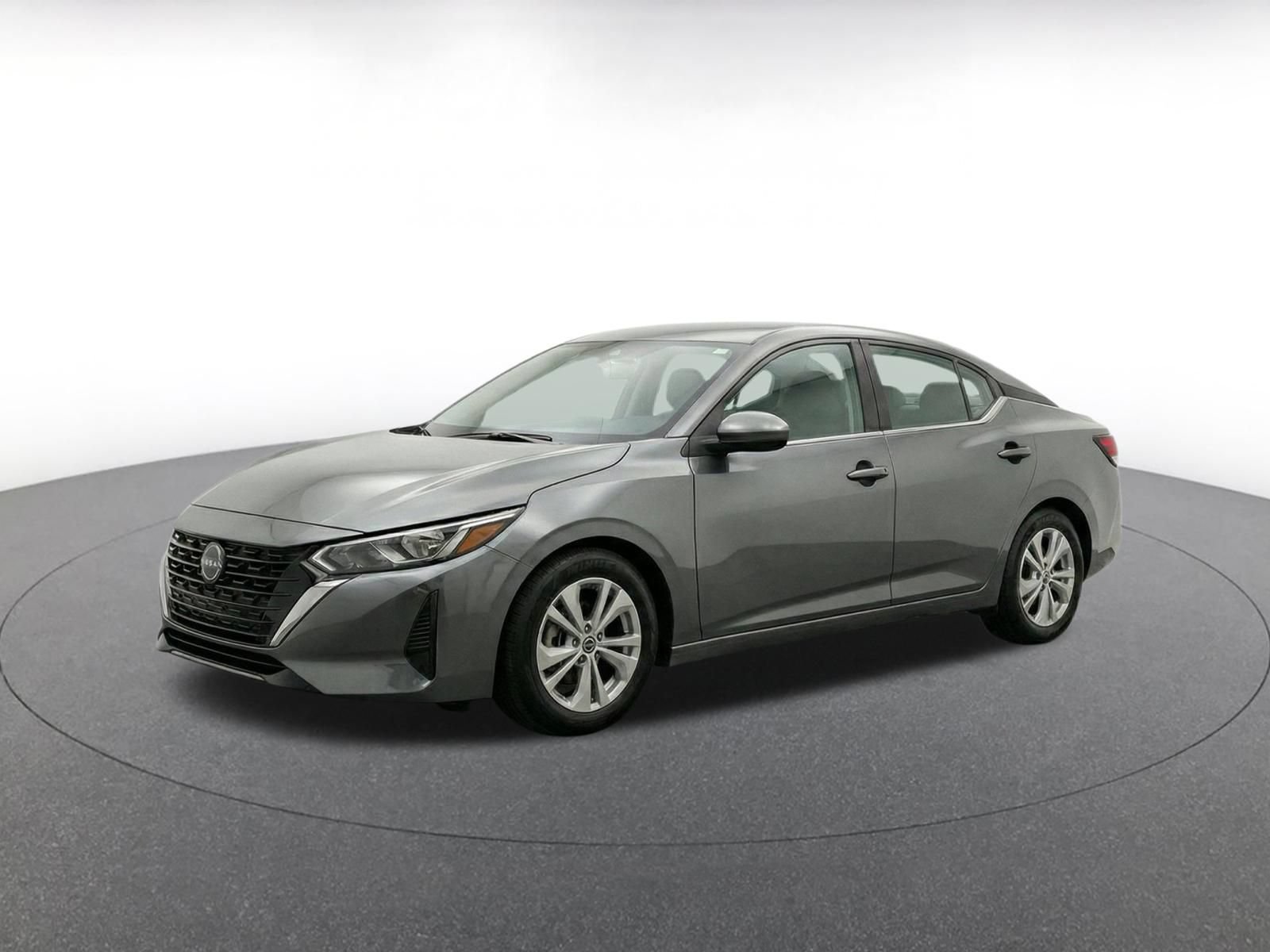 Used 2025 Nissan Sentra S FWD image 3